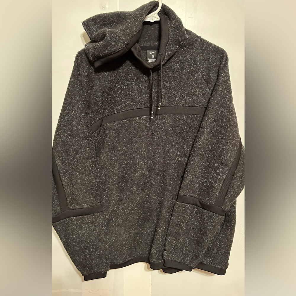 Black and white fuzzy nike pullover hoodie size medium